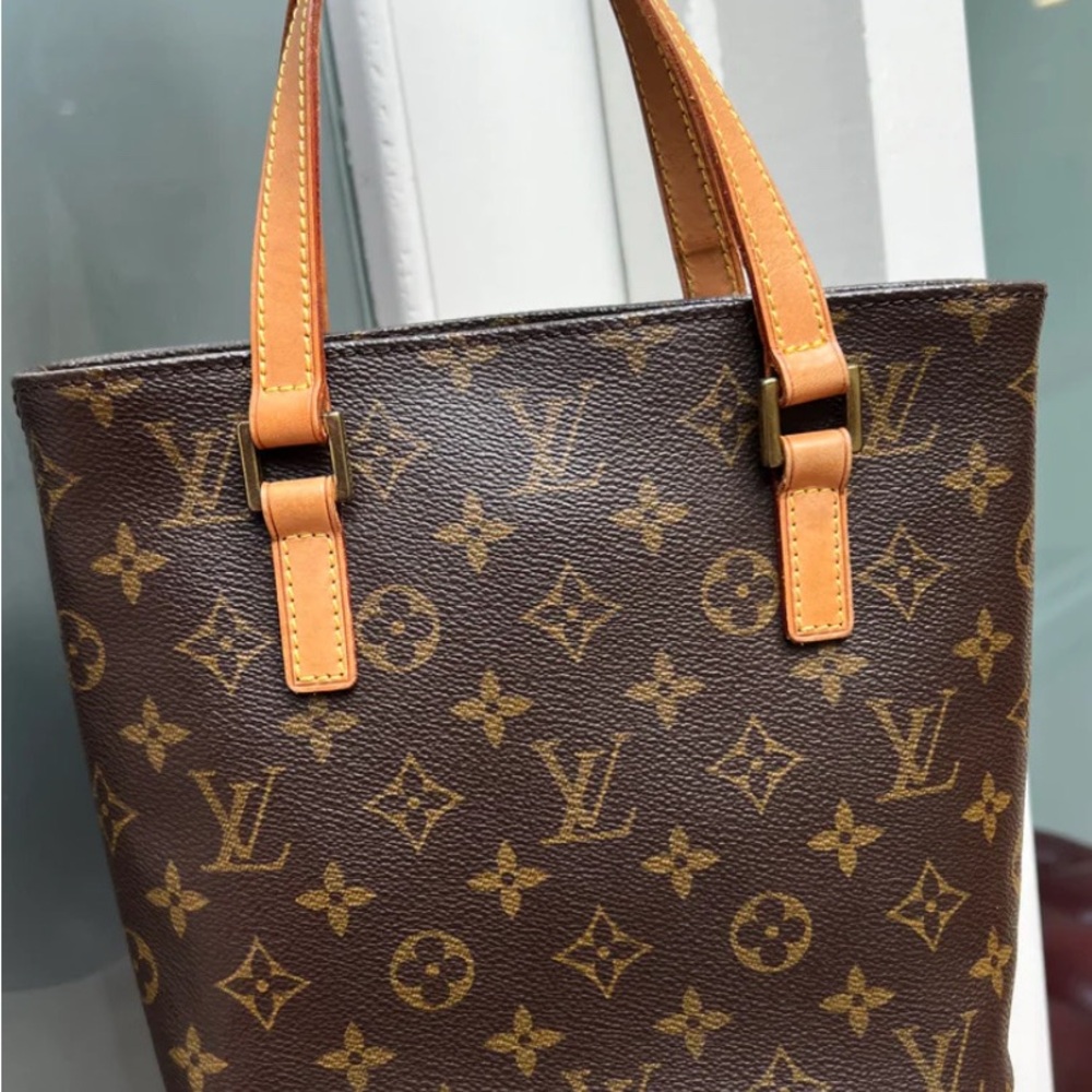 Louis Vuitton Monogram Vivan PM•M51172 (AB0006)